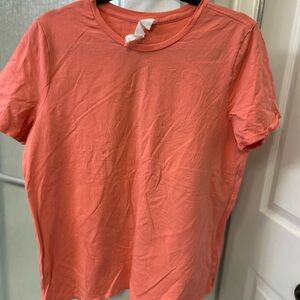 Lululemon Athletica Coral Tee size XL worn once organic cotton athletic shirt
